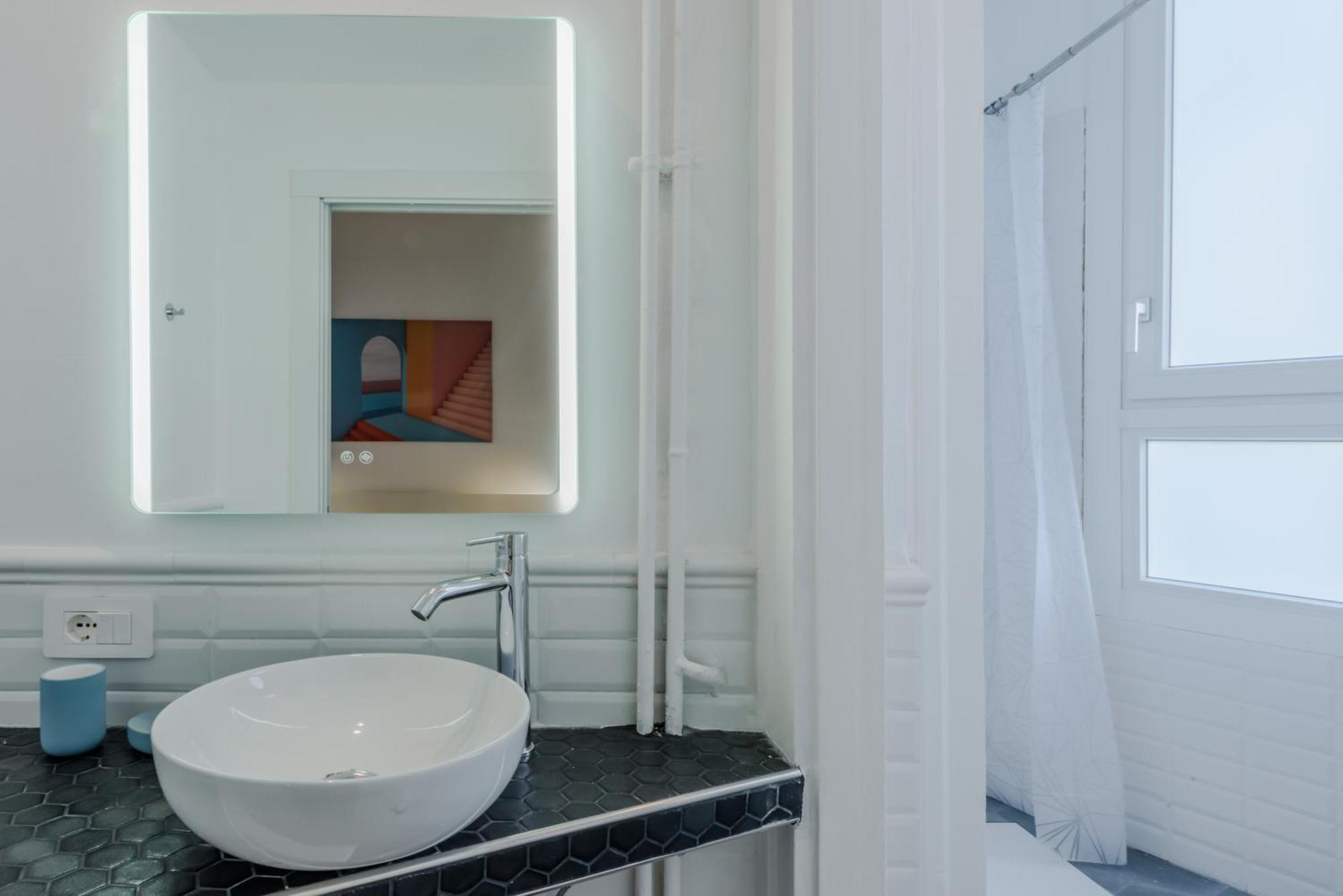 New And Functional Apartments Near The Metro Milan Extérieur photo