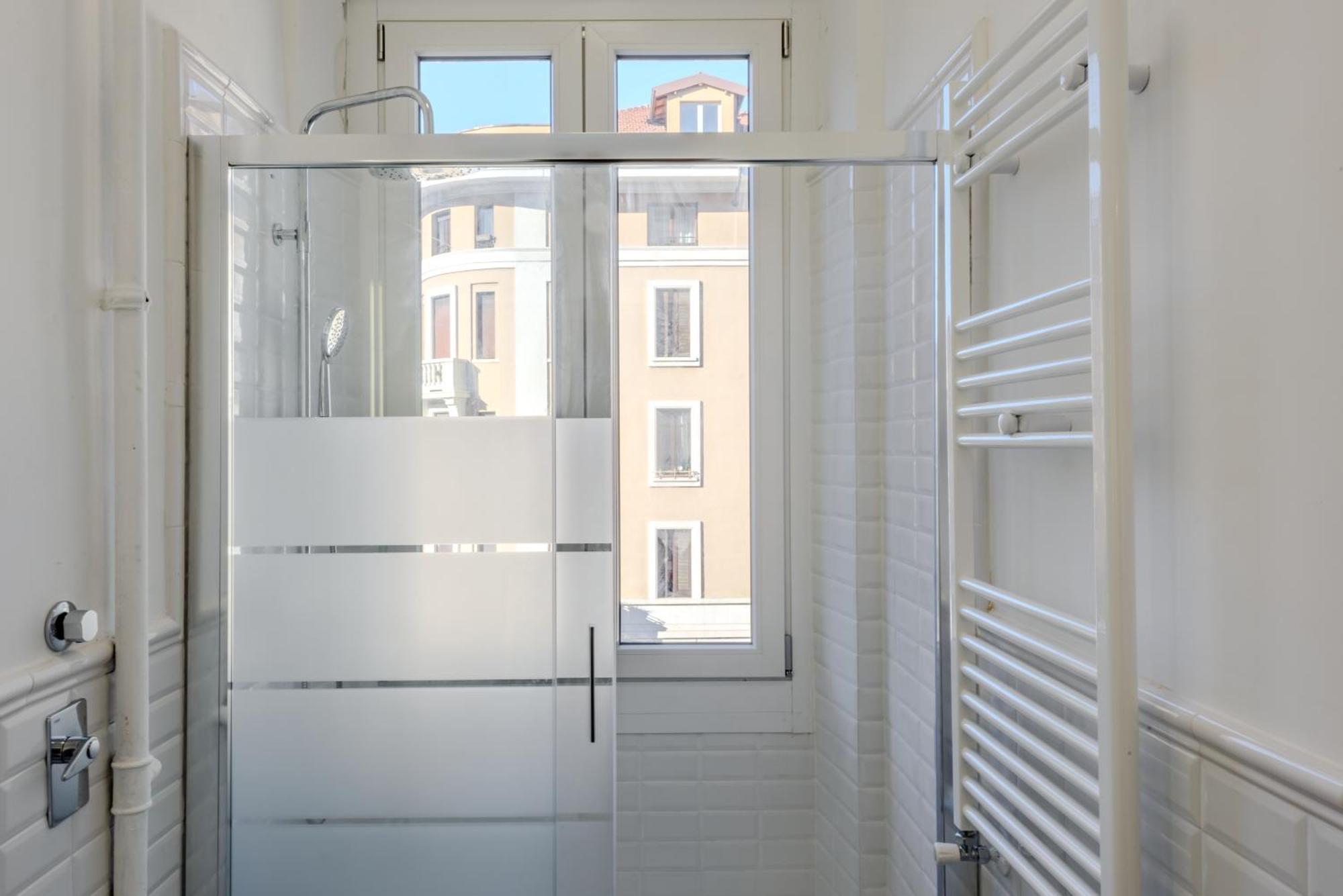 New And Functional Apartments Near The Metro Milan Extérieur photo