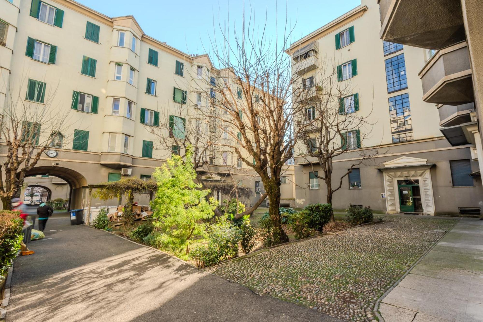 New And Functional Apartments Near The Metro Milan Extérieur photo
